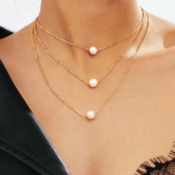 Jewelry - XGabriellexxLayered Faux Pearl Necklace